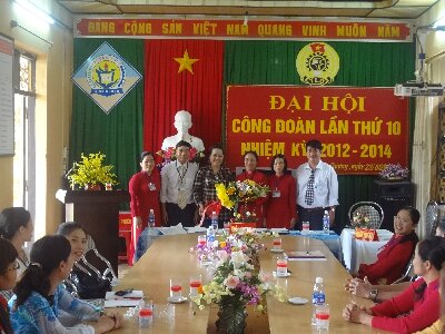 Ra mắt BCH công đoàn khóa mới